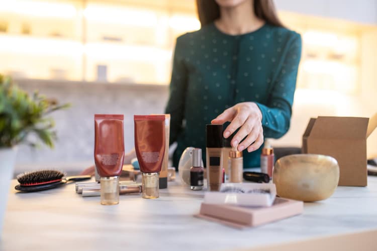 Global Licensing for Cosmetics Sales